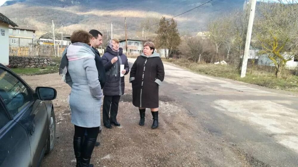 Погода в плодовом бахчисарайского. Село Путиловка Бахчисарайский район. Село Долинное Бахчисарайский район. Село айвовое Бахчисарайский район. Путиловка Бахчисарай Путиловка.