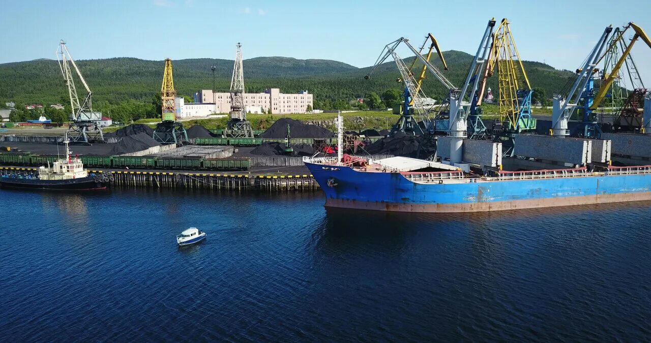 Кмтп. Морской порт кандалакша. кандалакшский морской торговый порт. кмтп кандалакша.