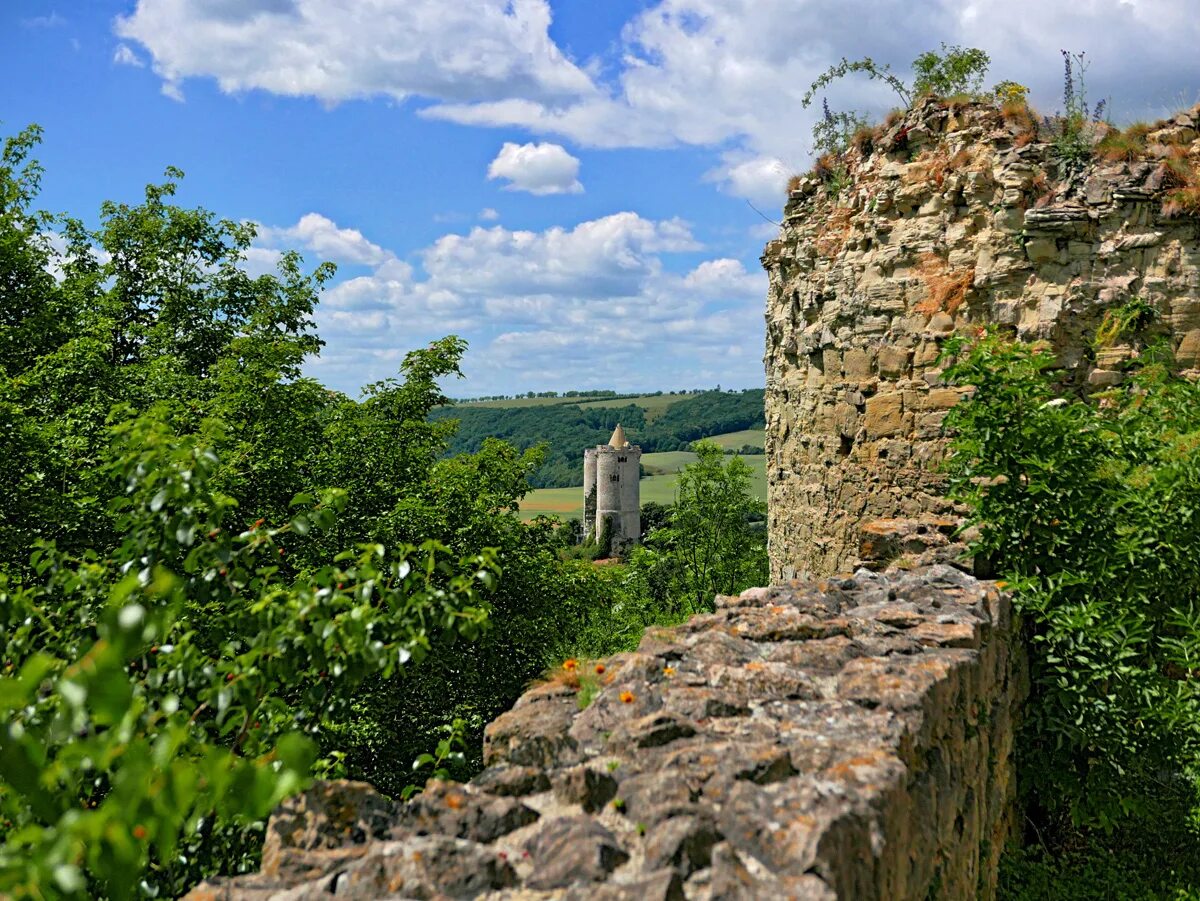 Старая крепость купить