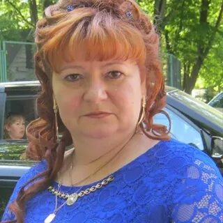 Таня красная