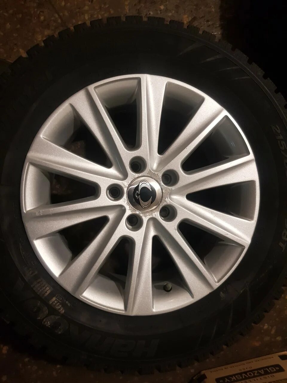 Ssangyong kyron 2006. Ссангйонг кайрон литые диски r16. Литые диски на 18 на кайрон. Диски ssangyong actyon r16. Диски саньенг бу.