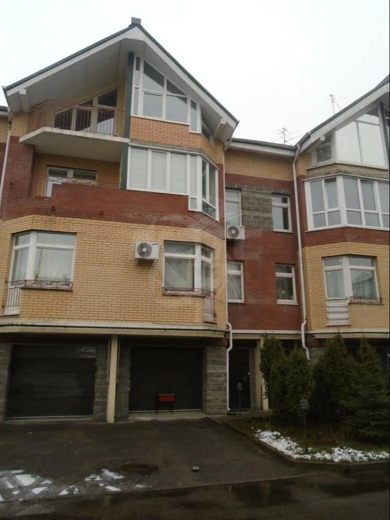 Утиная 19. Утиная 19. 1 я утиная д 19 кв 17. 19. Игр д/соб петух 16см zoomoda 012174.