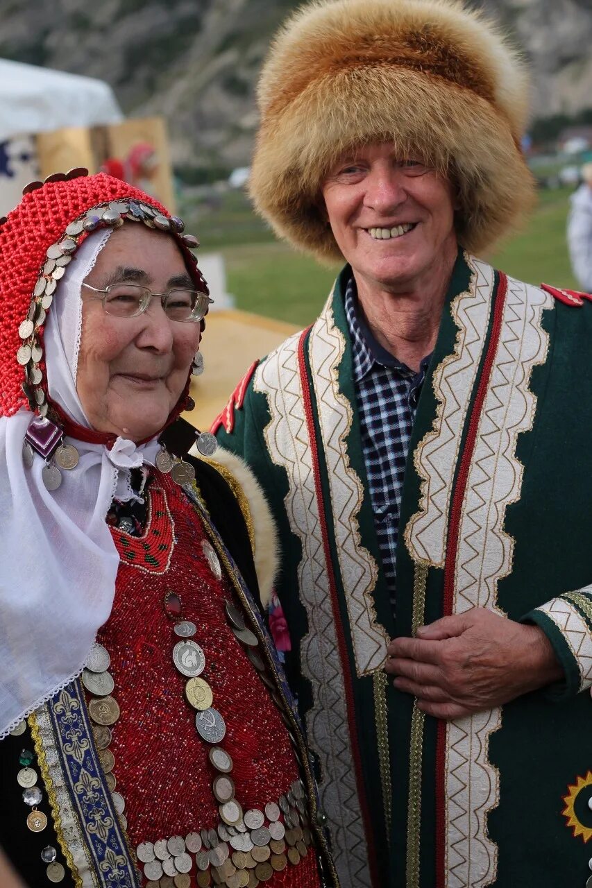 Башкирское долголетие эмблема. Туризм» октябрьский. Проект «башкирское долголетие. Пенсионеры на экскурсии. Проект «башкирское долголетие.