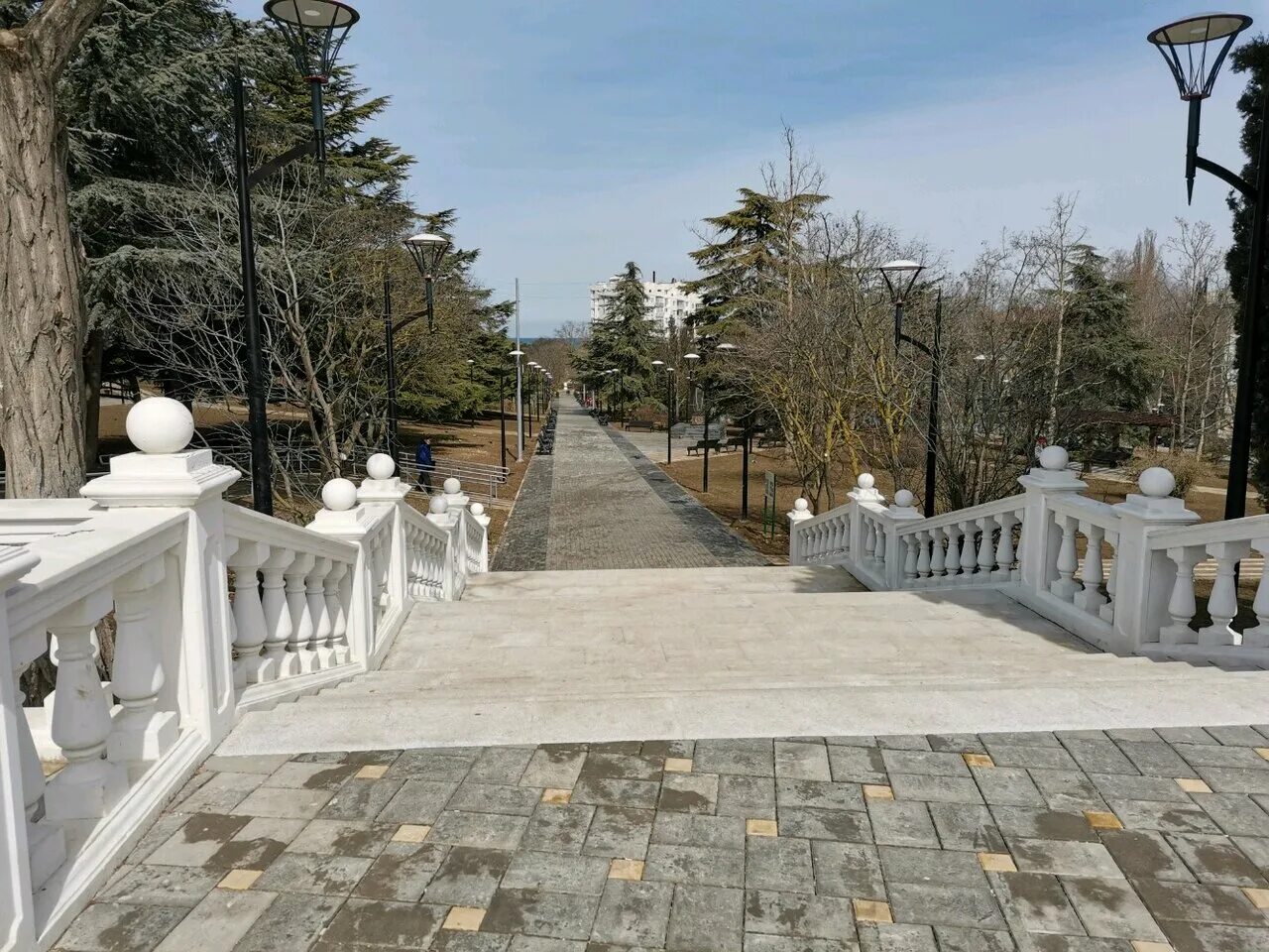 Сайт парк севастополь. Сквер курсантов Севастополь. Парк курсантов Севастополь. Сквер севастопольских курсантов Севастополь. Нахимовский парк Севастополь.