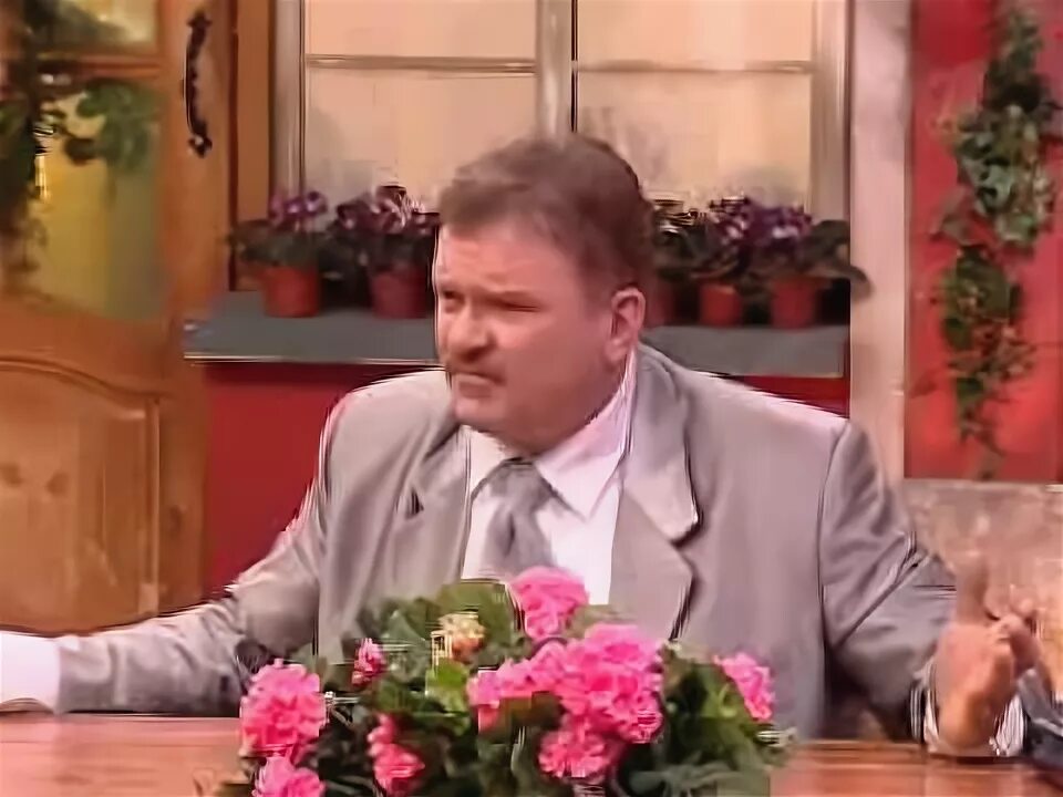 Давай поженимся жених угарает над невестами - YouTube