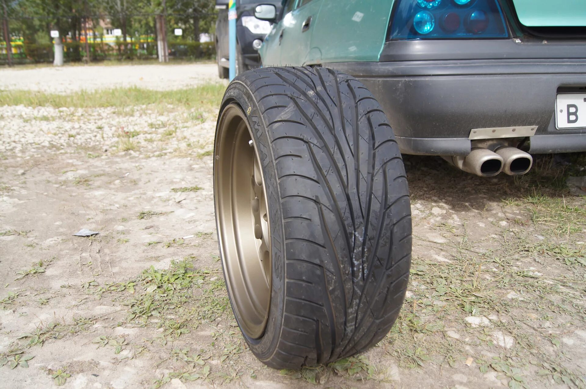 Шины максис виктра. 195/55/15 Maxxis ma-z1 Victra. Maxxis Victra ma-z1 205/55 r16. Maxxis Victra r16. Резина Maxxis r16 Victra.