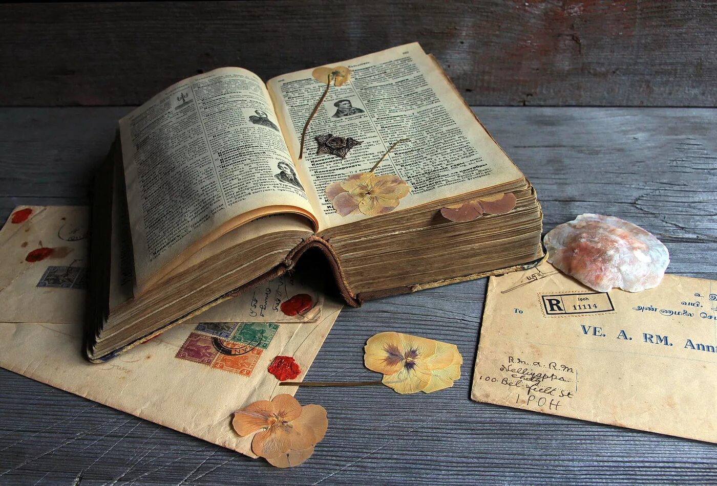 Books page