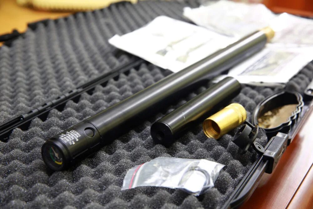 Резик 6. Леон кеннеди re2. Резик. Филган коротыш. Леон скотт кеннеди re2.