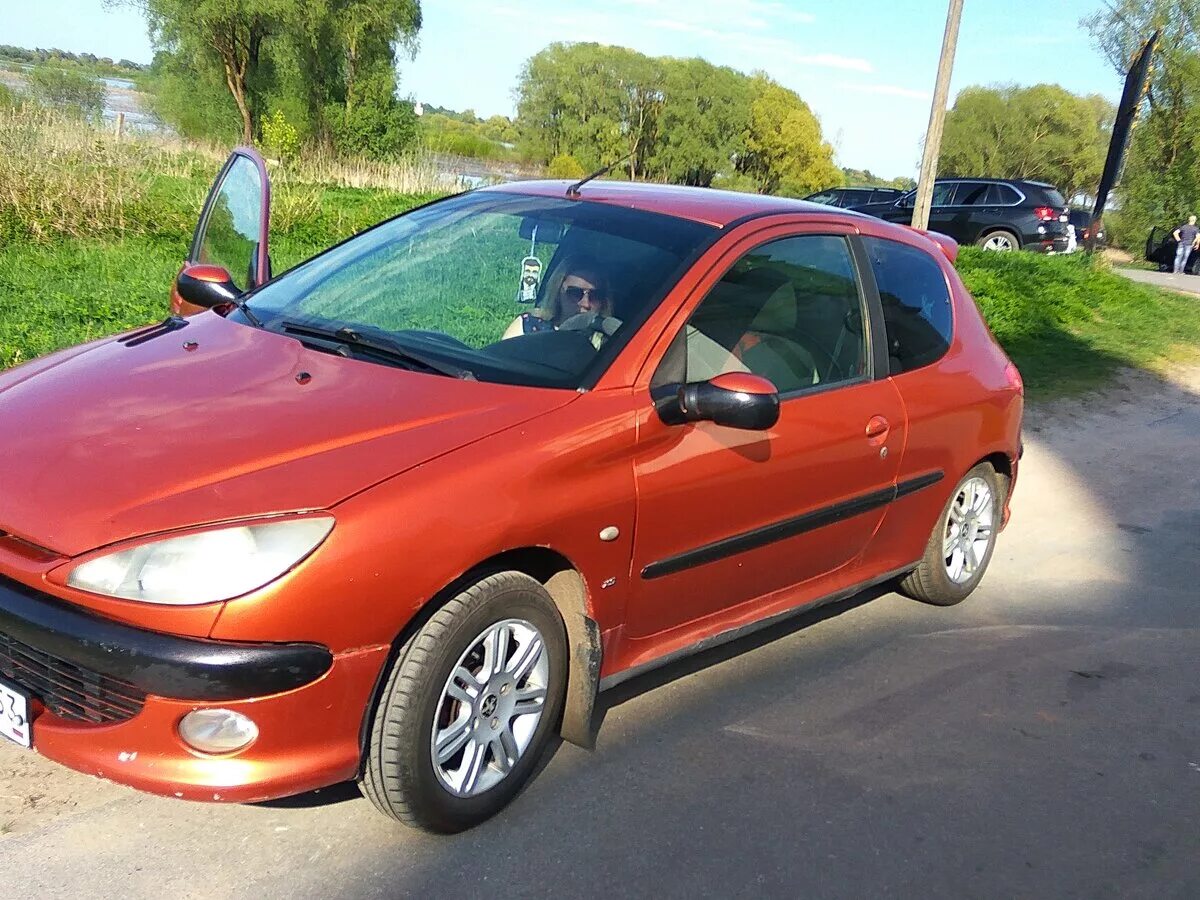 Peugeot 206 1999. Пежо 206 седан 1999. Пежо 206 1999 года. Пежо 206 1999 1.9. Купить пежо 206 в москве