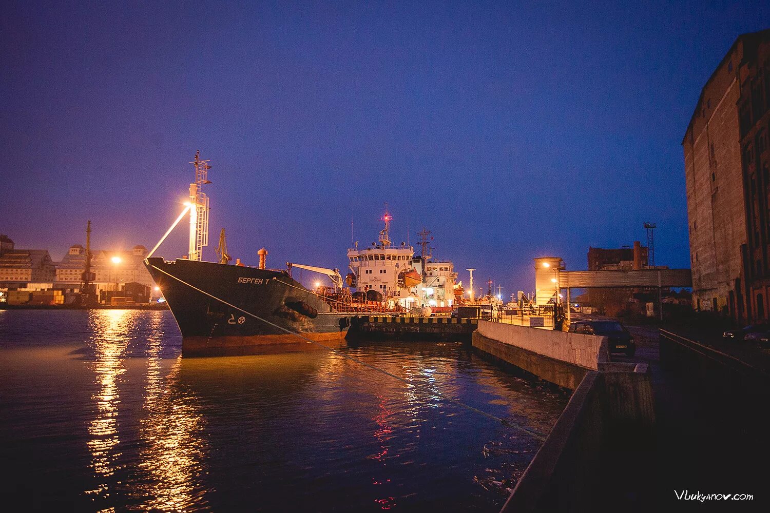 самый крупный порт на балтике калининград. самый крупный порт на балтике калининград. пятый порт калининград. корабль" преголя" калининград. порты россии на балтике.