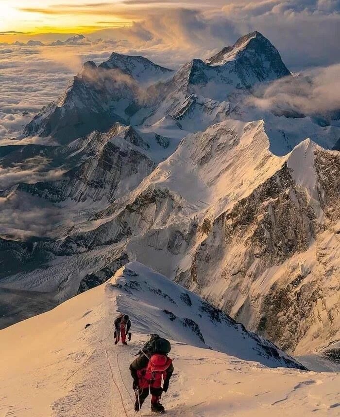 Самая высокая горная страна. Вершина Эвереста. 8848 Метров Эверест. Вершина горы Джомолунгма. Вершины: гора Джомолунгма (Эверест),.