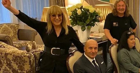 Видео пугачевой на яхте
