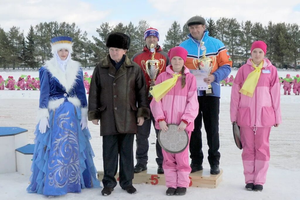 Погода в усть ишиме на неделю. Усть Ишим. Праздник севера Усть Ишим. Усть Ишим Никольск. Усть Ишим население.