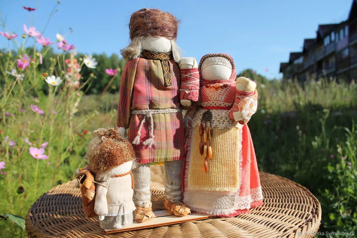 Славянская обережная кукла. Кукла семейный оберег. Обережные народные куклы. Кукла семья оберег. Кукла семья оберег.