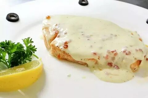 Рыба под сливочным соусом