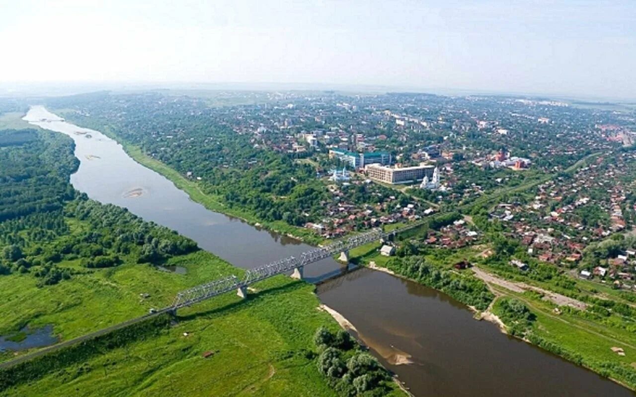 Город на реке сура. Алатрий Чувашская Республика. Г.Алатырь Чувашская Республика. Река Сура Алатырь. Река Сура в Чувашии.