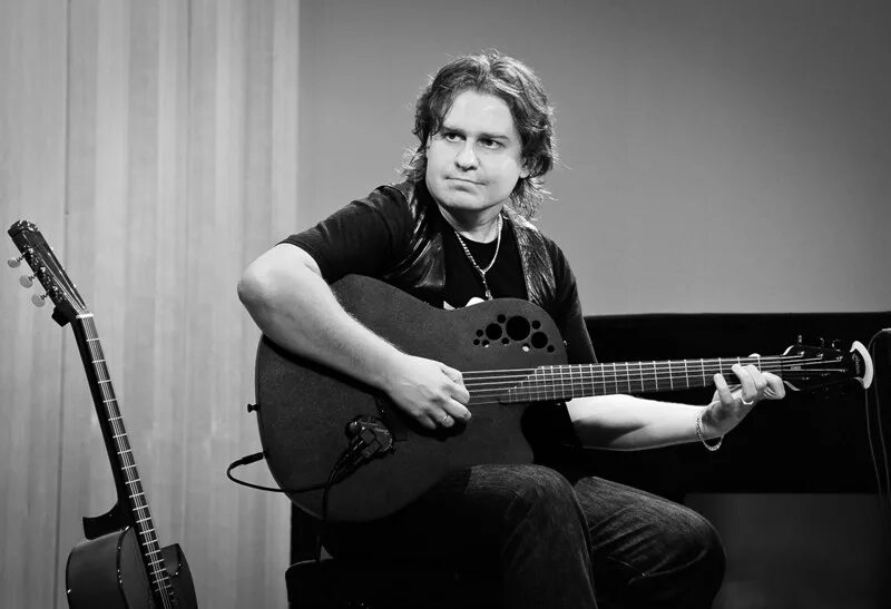 Мирошниченко гитарист. Мирошниченко гитарист