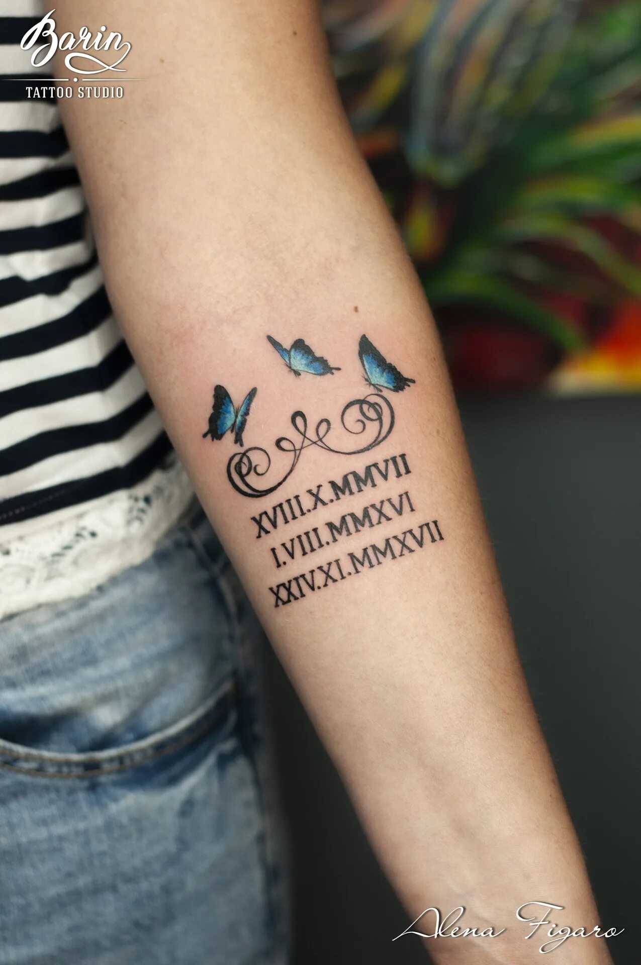 Тату с датой рождения ребенка на руке. Тату с датой рождения ребенка. тату дата рождения. тату с рождением ребенка дата рождения. оригинальные тату с датой рождения.