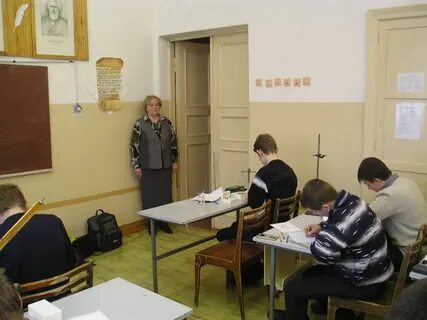 3 глазов