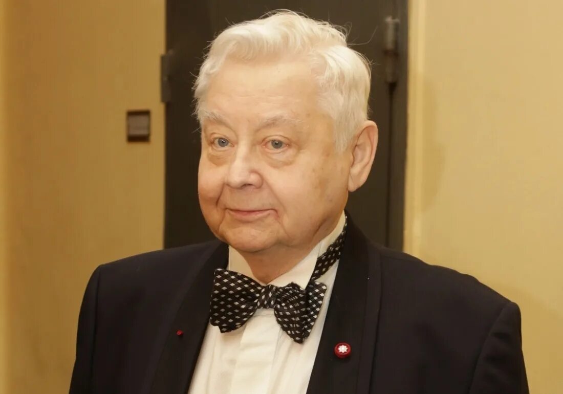 табаков женщина