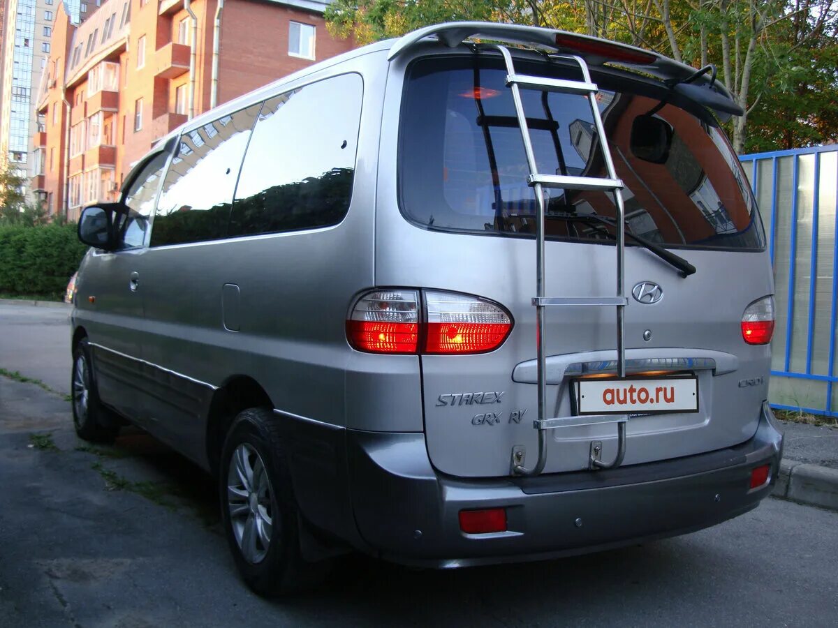 Хендай Старекс 2003. Hyundai Starex 2003 4wd. Хендай Старекс 2003 спереди. Хундай Старекс 2003 г в пленке. Купить хендай старекс в московской области