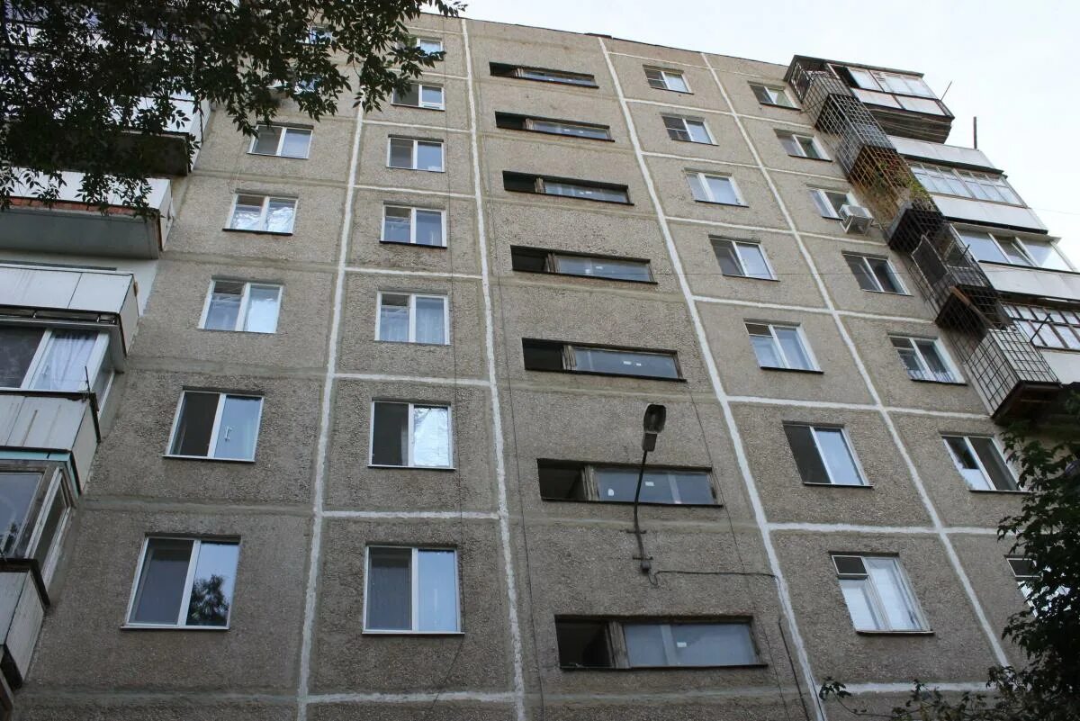 управляющая компания энгельс дом. марина раскова 35 дом с одним подъездом этот энгельс. энгельса 11. управляющая компания энгельс дом. новый многоквартирный дом энгельс в центре города.