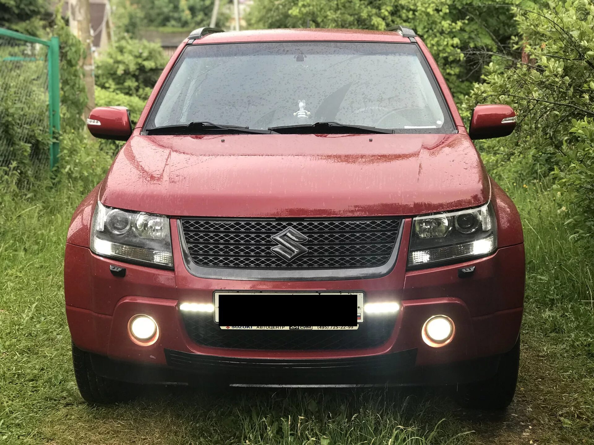 Омск купить гранд витару. ДХО Suzuki Grand Vitara. Сузуки Гранд Витара 2008 Габаритные огни. ДХО Grand Vitara. Сузуки Гранд Витара 2 Габаритные огни.