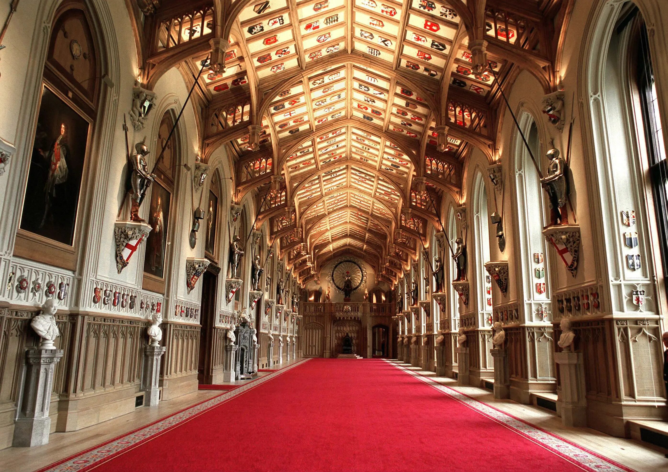 Pin on Beauty inside palaces . Windsor castle interior, Castles in england, Wind