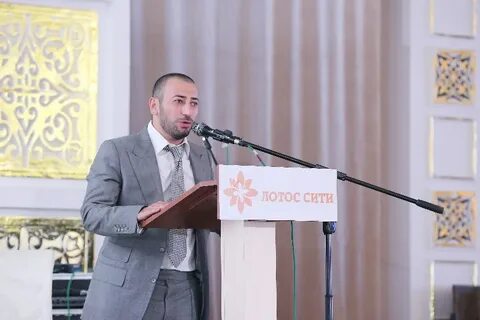 Владелец плаза