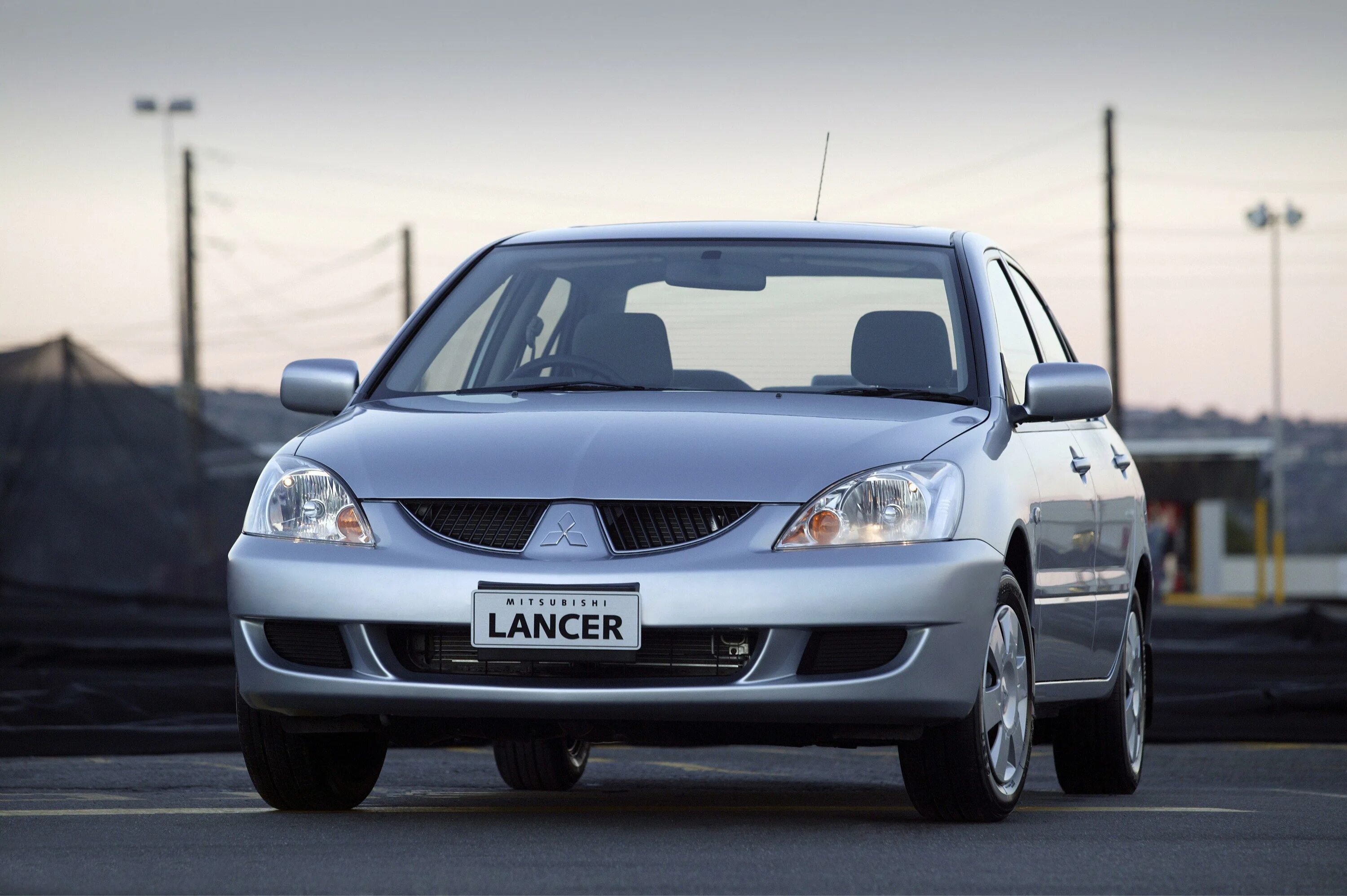 Mitsubishi lancer 9 кузов. Mitsubishi Lancer IX 2003. Mitsubishi Lancer IX 2000. Mitsubishi Lancer 9 ( 2003-2009 ). Мицубиси Лансер 9 седан.