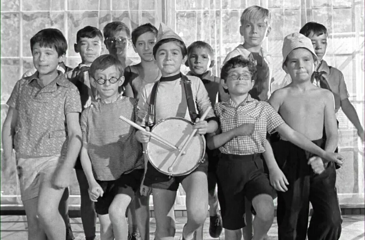 Дети союз. Советские детские лагеря. Советское детство. Дети советского Союза. Счастливые советские дети.