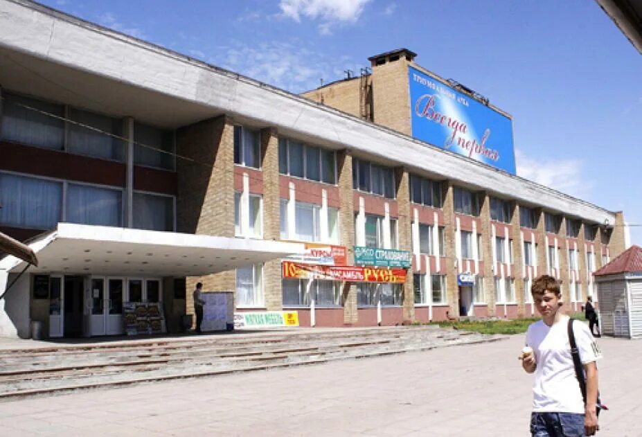 Гкз тула. Советская 2 Тула городской концертный. Городской концертный зал Тула стоянке. ДК оружейников Тула. ДК ТОЗ Тула.