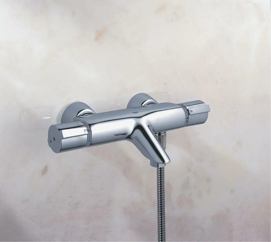 Термостат для ванны grohe. Grohe Grohtherm 2000. Смеситель Grohe Grohtherm 2000 Special. Смеситель Grohe Grohtherm 2000 Special Центральный с универсальным термостатом. Смеситель для ванны Грое 2000.