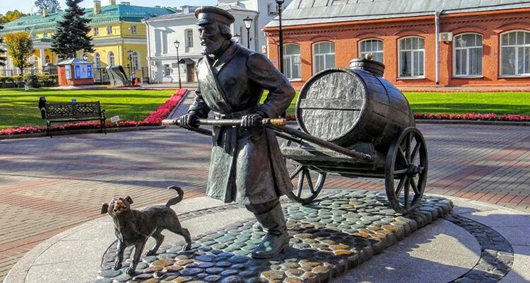 Памятник водовозу в Санкт-Петербурге. Памятник водовозу в Петербурге. Памятник петербургскому водовозу. Памятник водовозу в Коломне.