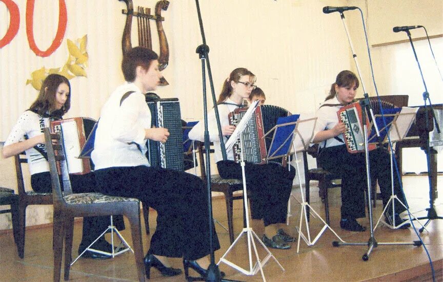 В. Музыкальная школа 7 самара. Оркестр детская центральная музыкальная школа самара. Дмш 3 пермь ансамбль виолончелистов. Дмш 10 самара.