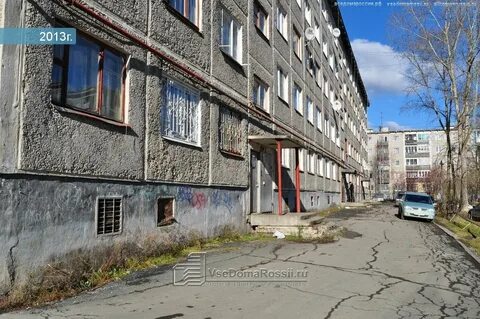 Космонавтов 1а