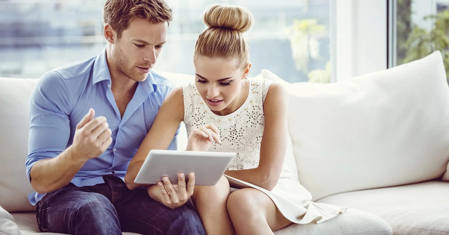 молодая пара записала. фотосессия на природе летом пара. семейная пара. лида коппалина и руслан. фотосессия на природе.