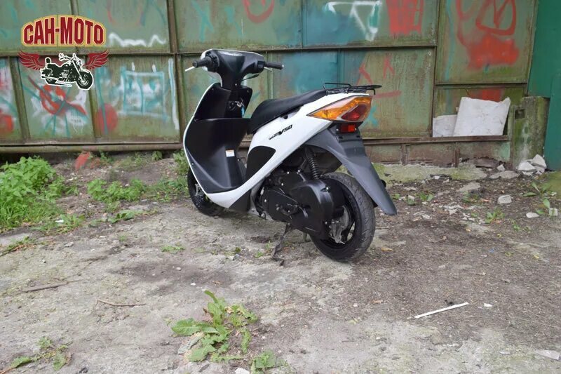 Скутер 50 инжектор. Инжекторный скутер сузуки. suzuki 50i. сузуки скутер 50 кубов инжекторный. suzuki address v50 обтекатель.