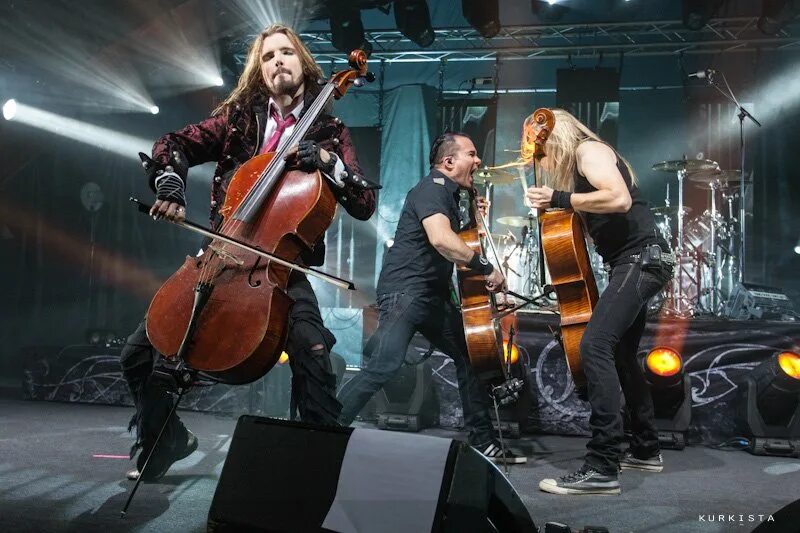 Включи апокалиптика. Группа Apocalyptica. Группа Apocalyptica 2020. Финская группа Apocalyptica. Солист Apocalyptica.