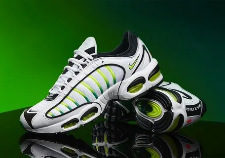 Nike max 4
