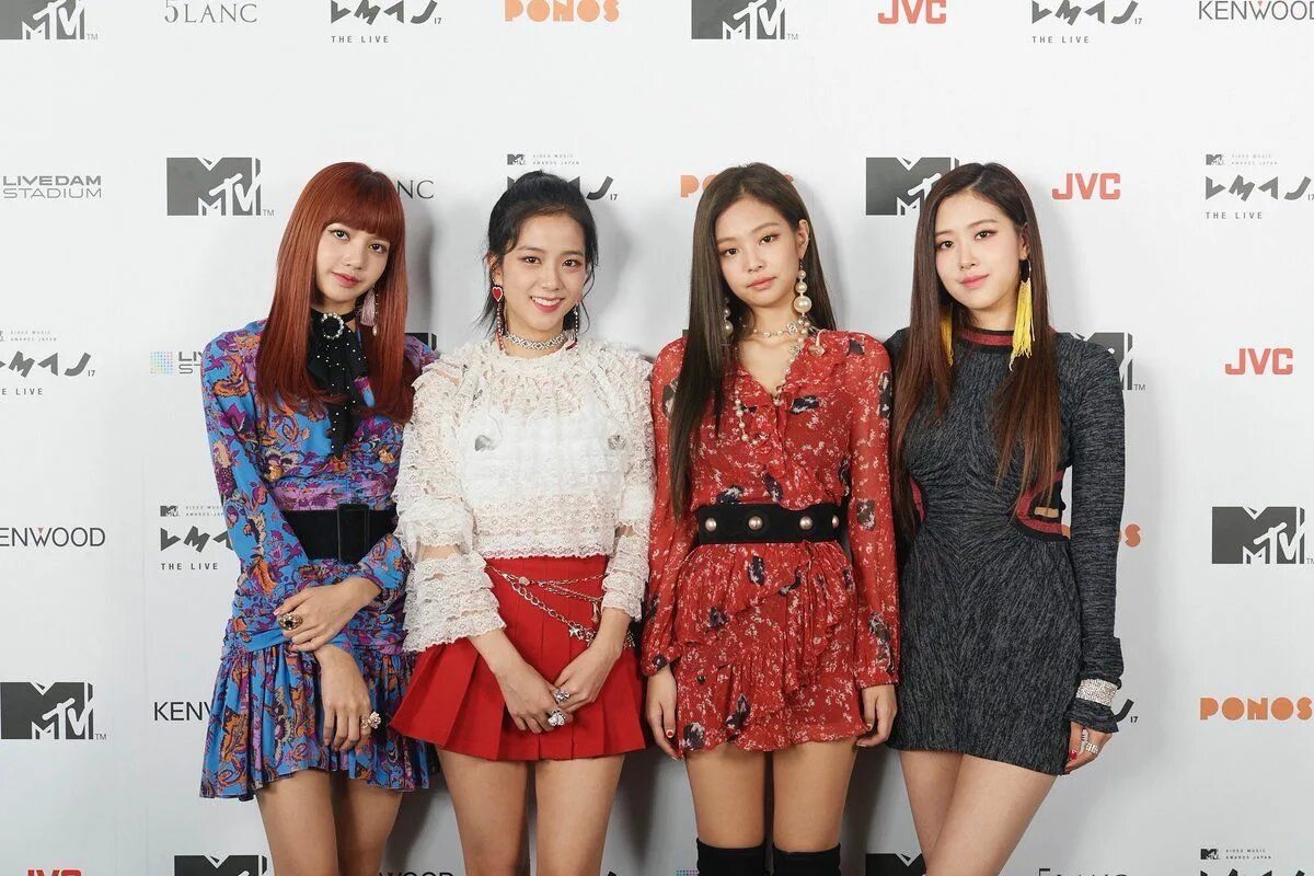 Блэк пинк вес. Blackpink. южная корея blackpink. блекпинк группа корейская. блэк пинк 2018.