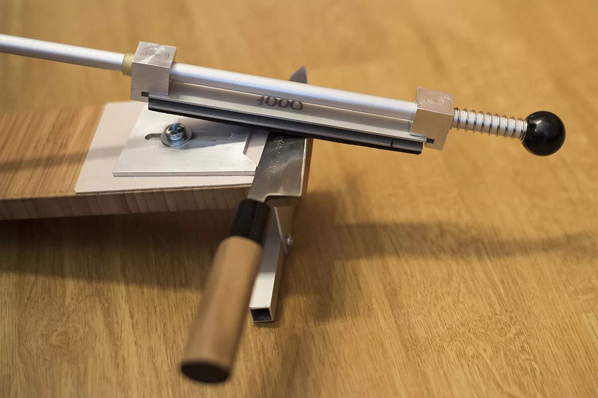 Приспособление для ножей. Точильный станок ruixin pro rx-008. приспособление для заточки ножей proxxon. точилка для ножей mdq01. электрическая алмазная точилка для ножей точилкин, t-36.