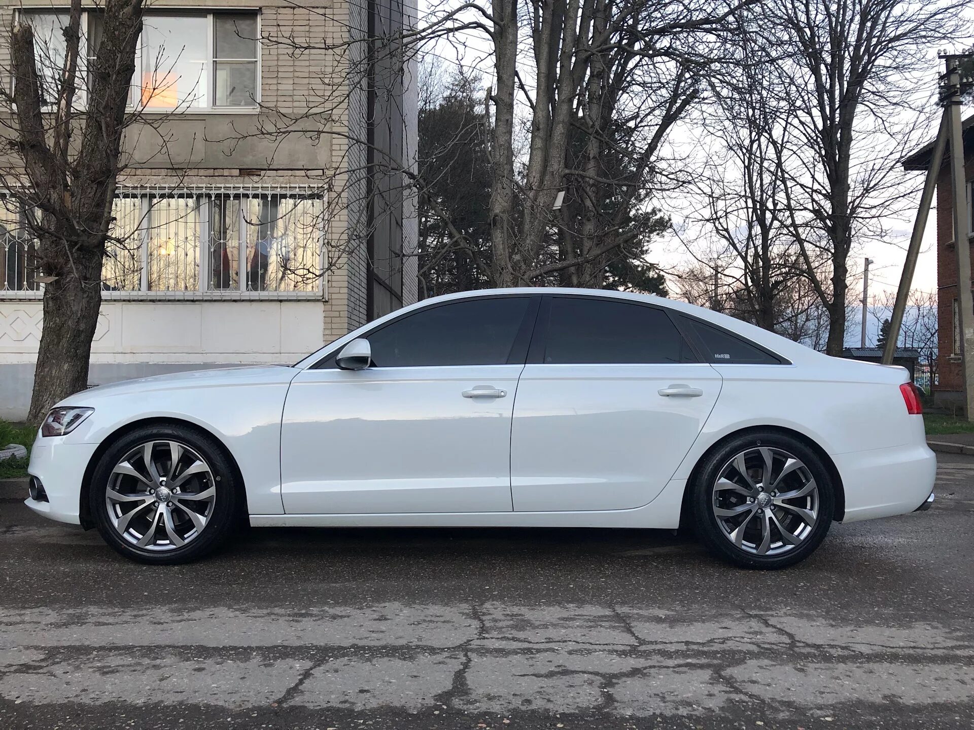 A6 c7 купить. Audi a6 r19. Audi a6 c7. Audi a6 c7 r20. Audi a6 c7 r19.