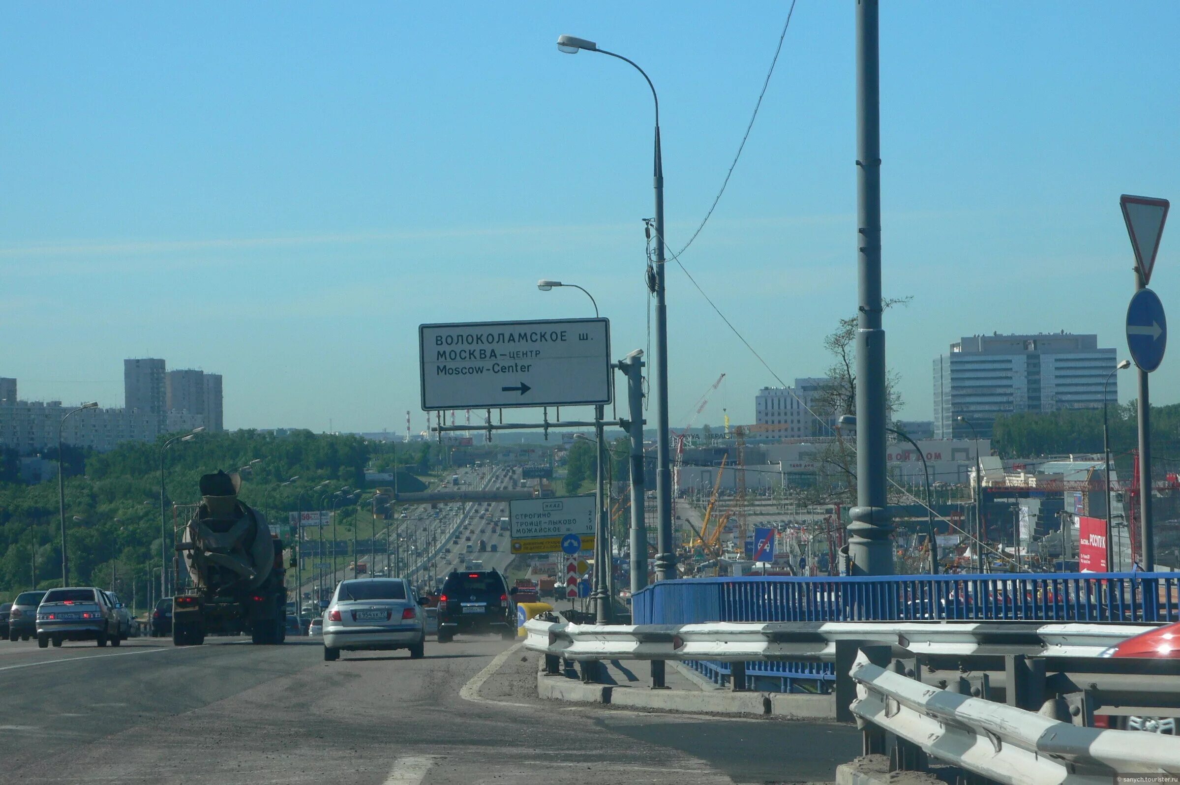 Волоколамское шоссе. Город Москва Волоколамское шоссе. Волоколамка Москва. Павшино и МКАД.