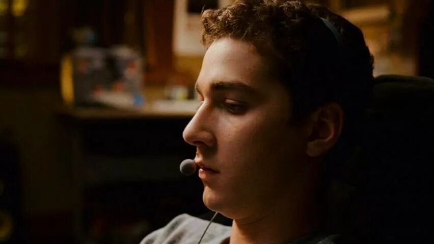 паранойя лабаф. паранойя лабаф. шайа лабаф 2007. шайа лабаф 2007. триллер паранойя.