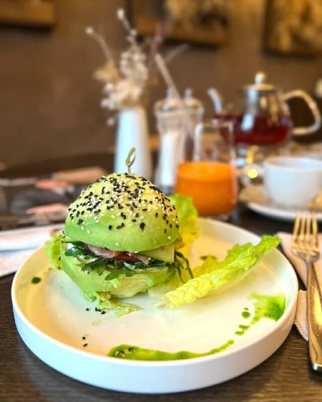 Le grill ресторан нижний новгород. салат куриная грудка огурец. нижний новгород белинского 11/66 le grill. ле гриль белинского. белинского ресторан ле гриль.