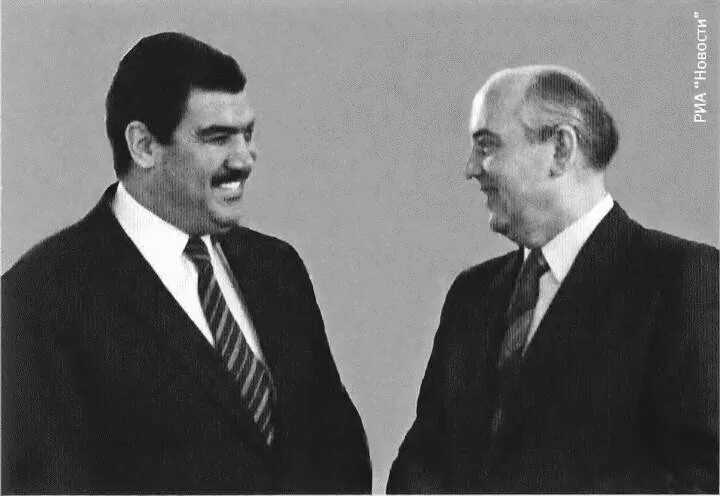 Бабрак кармаль. Мухаммед дауд и брежнев. Тараки афганистан. Нур мохаммад тараки и брежнев. Брежнев и афганистан.