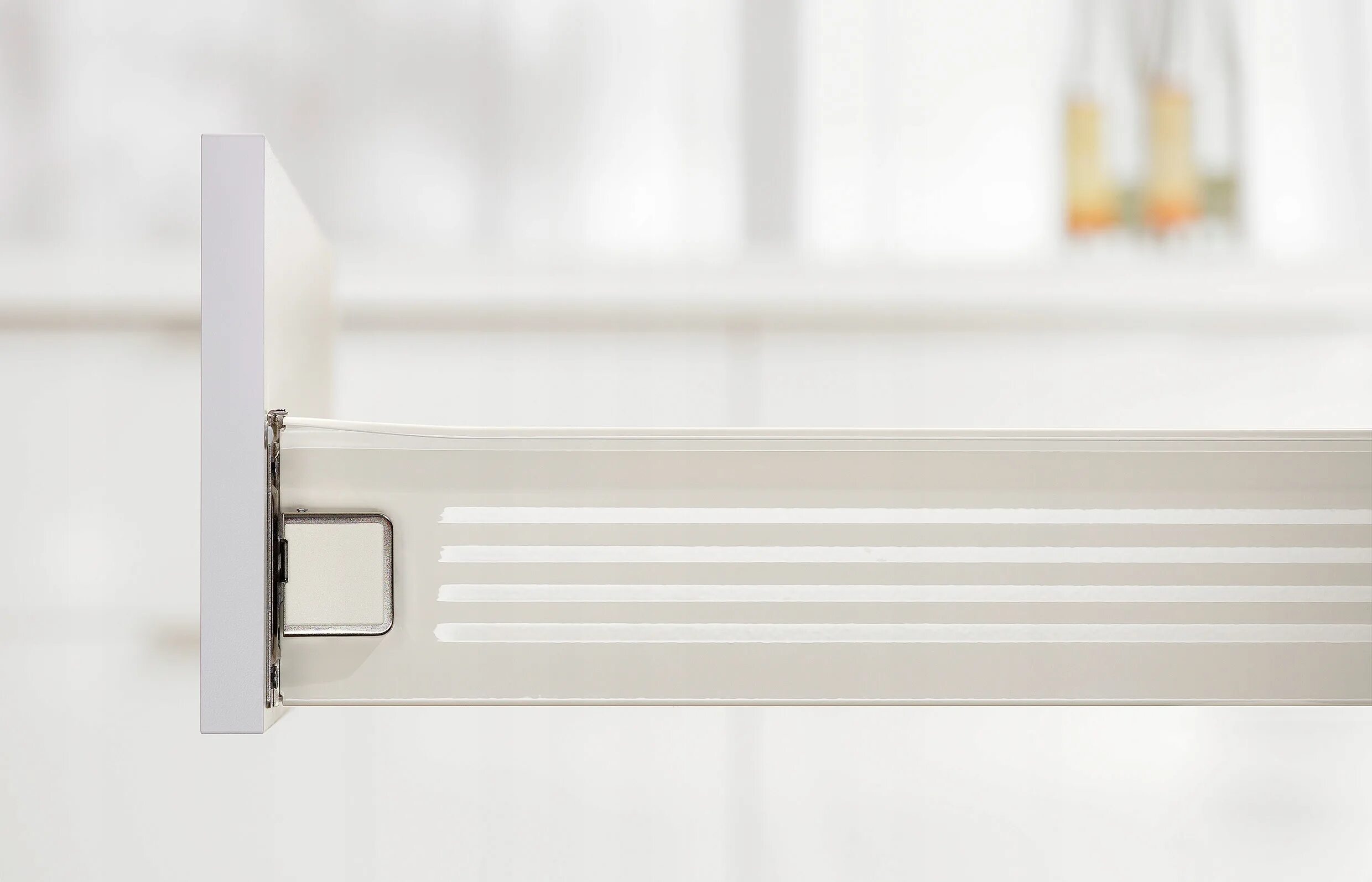 Метабоксы – firmax c доводчиком 500. Направляющая роликовая boyard mb08601. Ящик метабокс блюм. Blum ящик metabox. Ящик метабокс блюм.