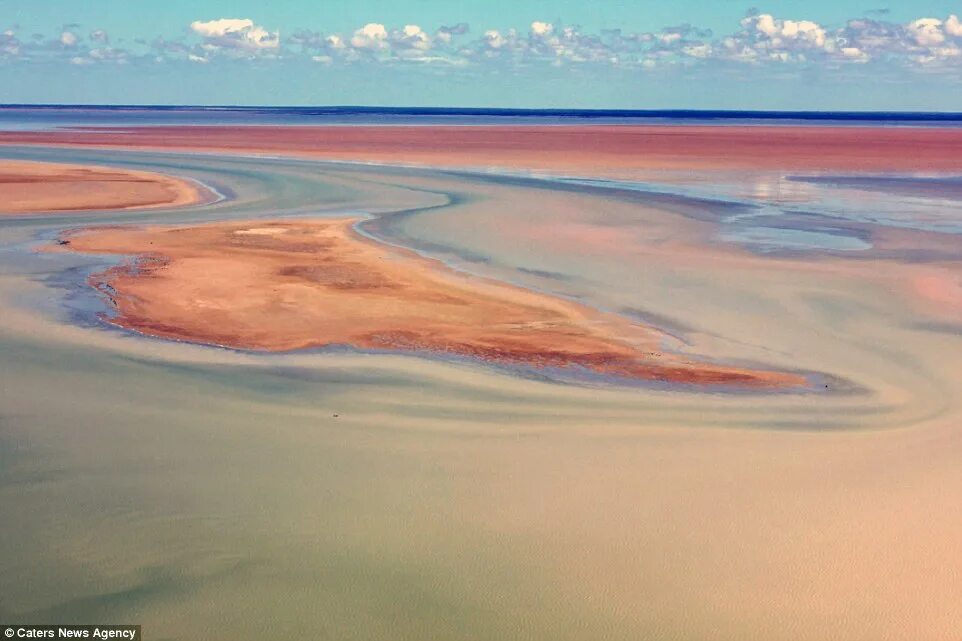 Эйр Норт Австралия. Озеро Эйр Норт. Озеро Эйр в Австралии. Озеро Eyre Австралия. Озеро эйр находится в