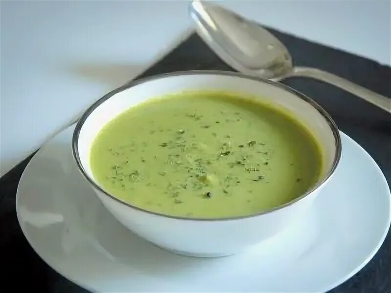 Суп сен. Суп пюре сен жермен. Суп сен жермен. Суп сен. Суп сен-жермен из зеленого горошка.